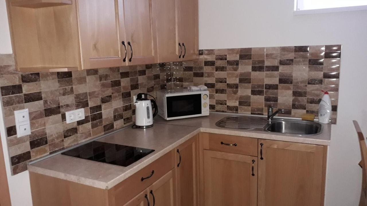 Orchidea Apartman Heviz Exterior foto