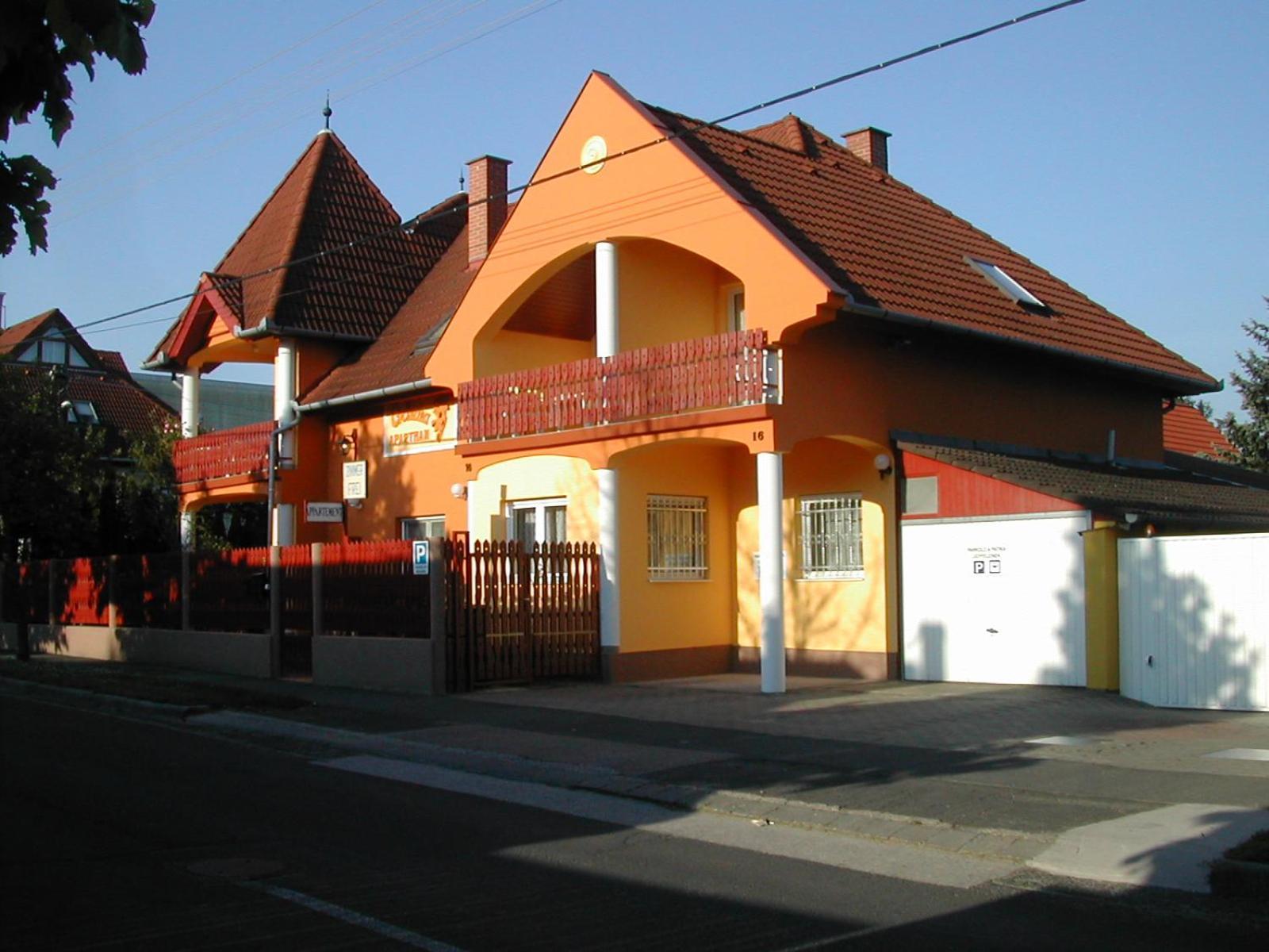 Orchidea Apartman Heviz Exterior foto