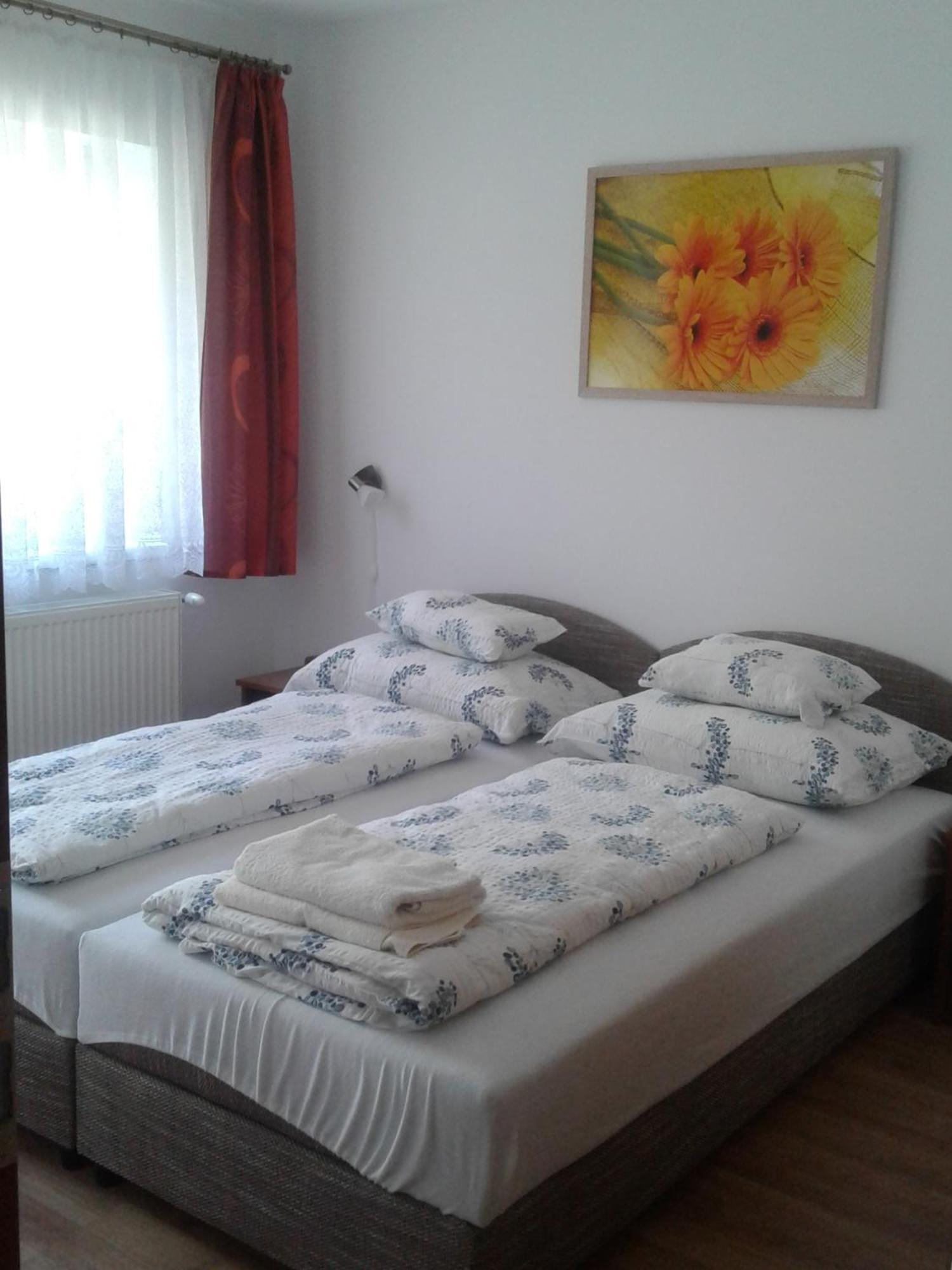 Orchidea Apartman Heviz Exterior foto