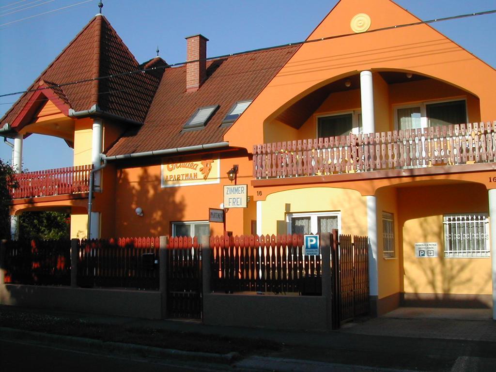 Orchidea Apartman Heviz Exterior foto