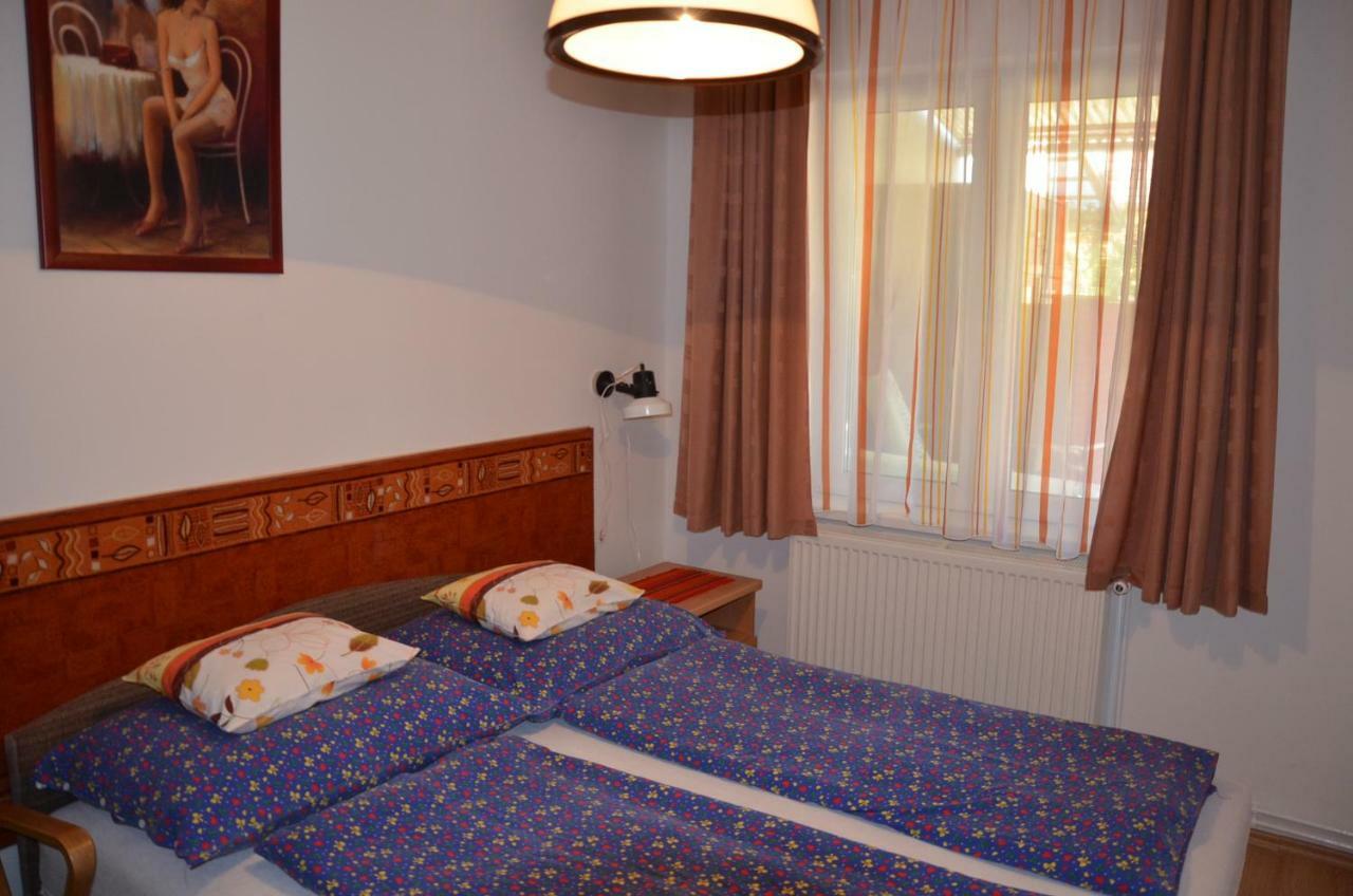 Orchidea Apartman Heviz Exterior foto